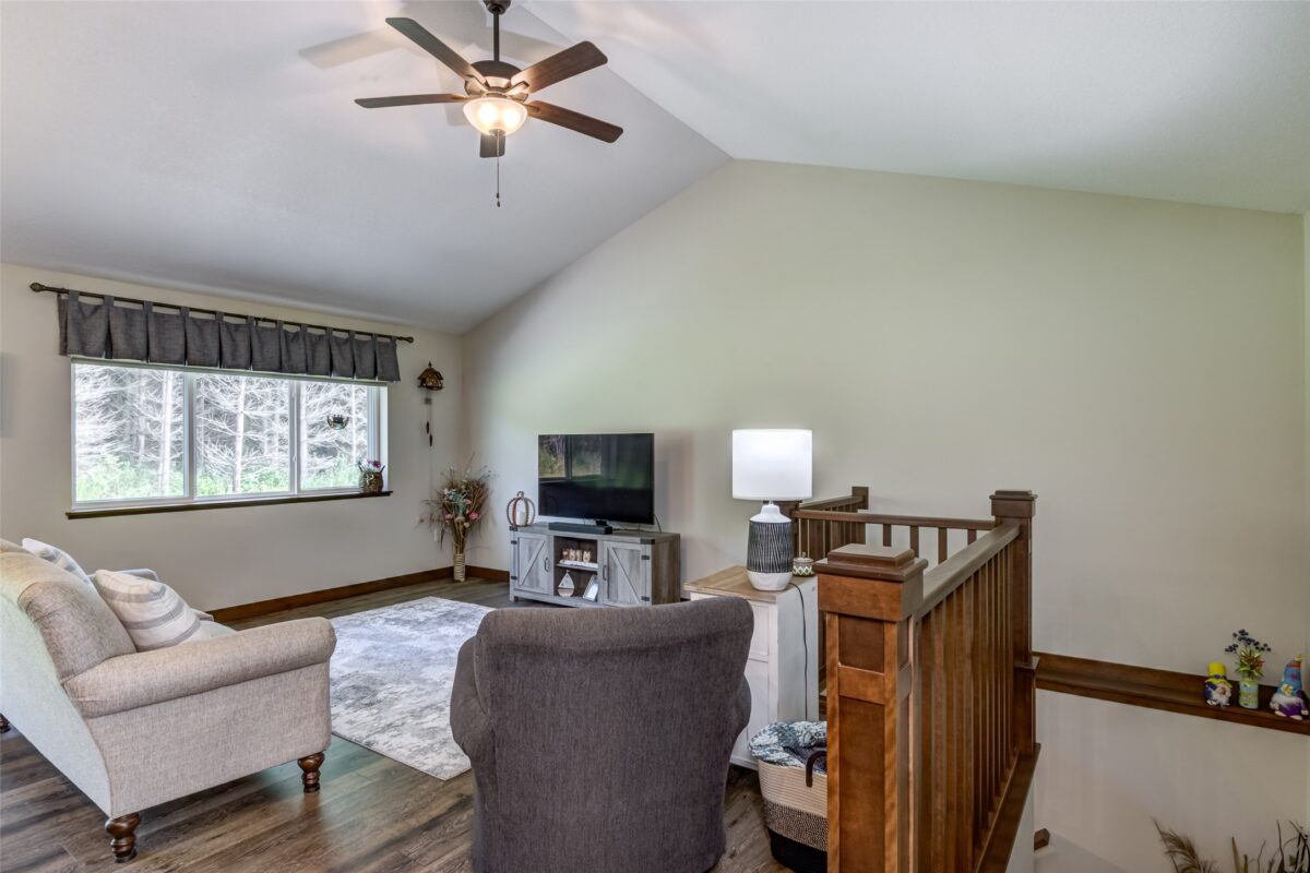 1868 Willow Creek Parkway, Chippewa Falls WI 54729 - Residential house for sale - MLS #1603937 - image2
