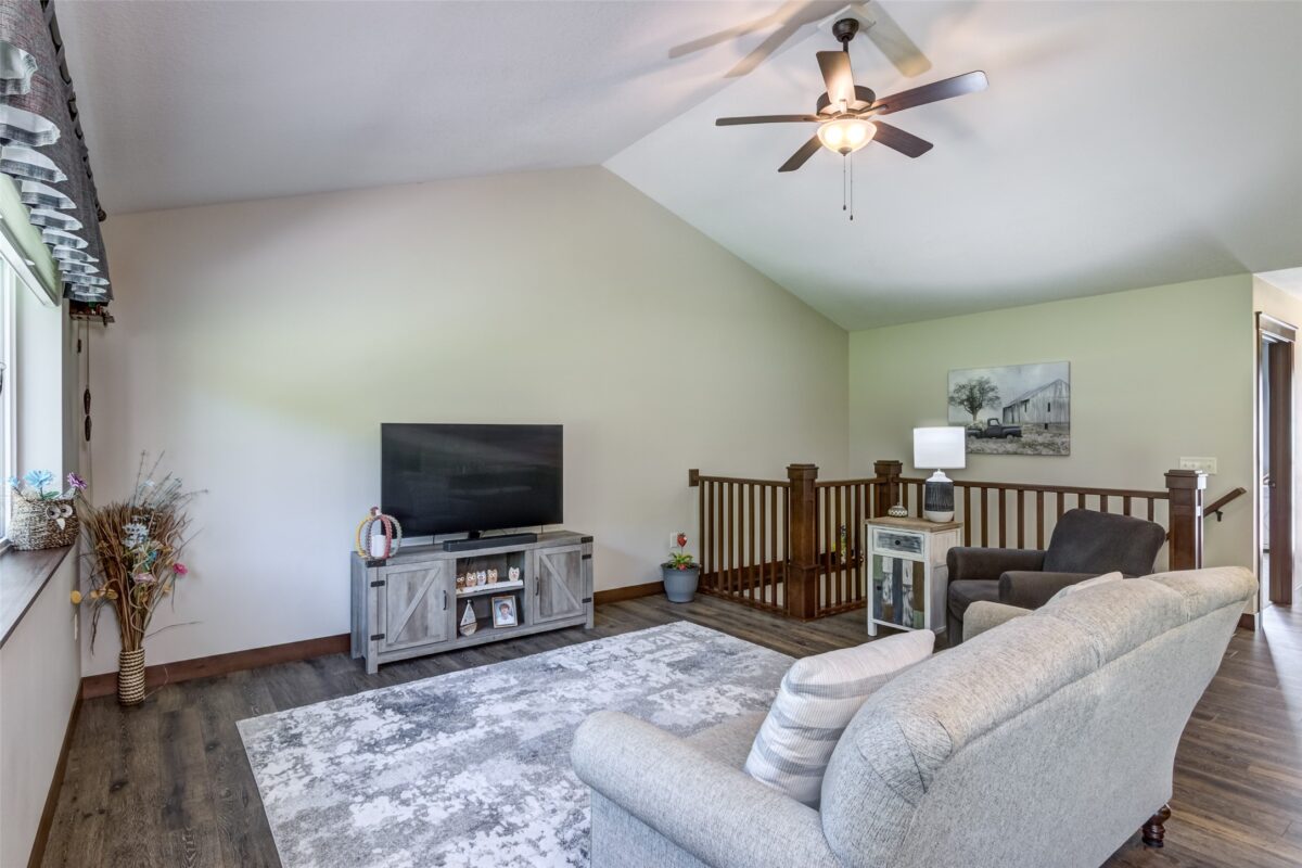 1868 Willow Creek Parkway, Chippewa Falls WI 54729 - Residential house for sale - MLS #1603937 - image3
