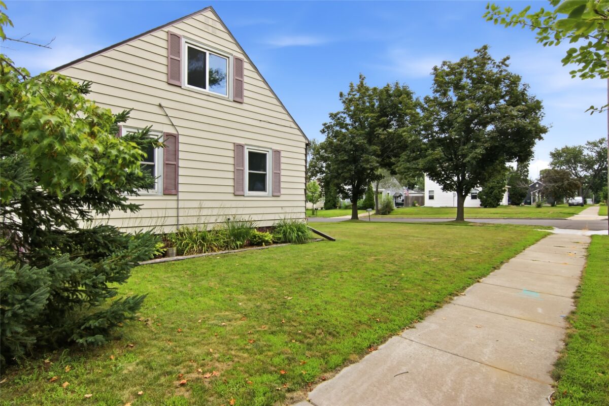 1906 9th Street, Eau Claire WI 54703 - Residential house for sale - MLS #1603975 - image21