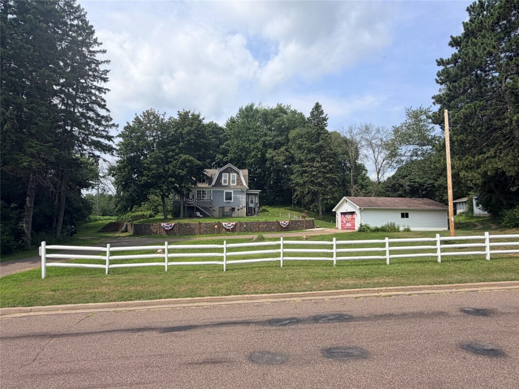 2022 Wheaton St, Chippewa Falls WI 54729 - Residential house for sale - MLS #1603736 - image4
