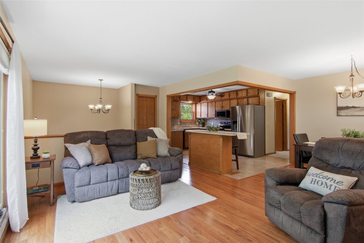 2111 Carter Street, Eau Claire WI 54703 - Residential house for sale - MLS #1603774 - image4