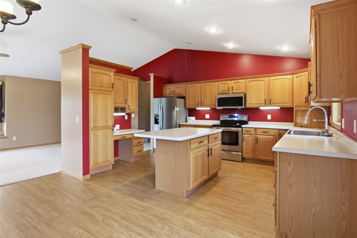 2115 Bordeaux Court, Eau Claire WI 54703 - Residential house for sale - MLS #1603756 - image11