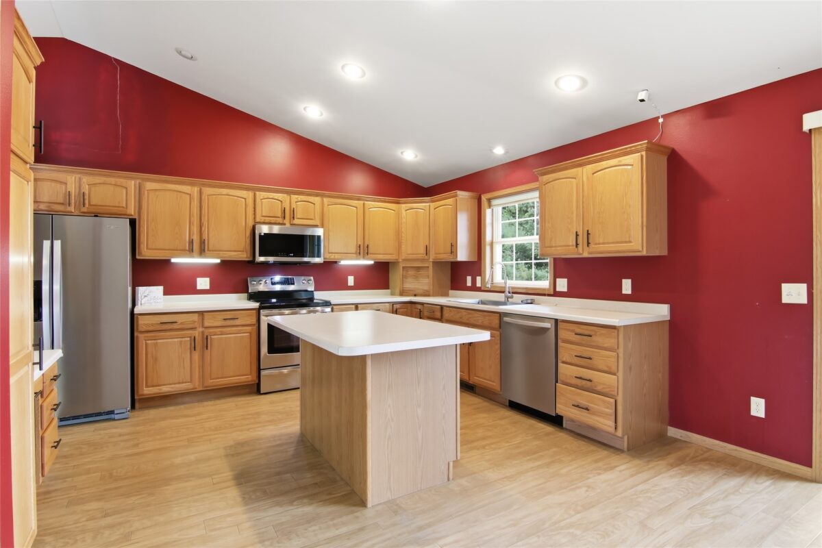2115 Bordeaux Court, Eau Claire WI 54703 - Residential house for sale - MLS #1603756 - image9