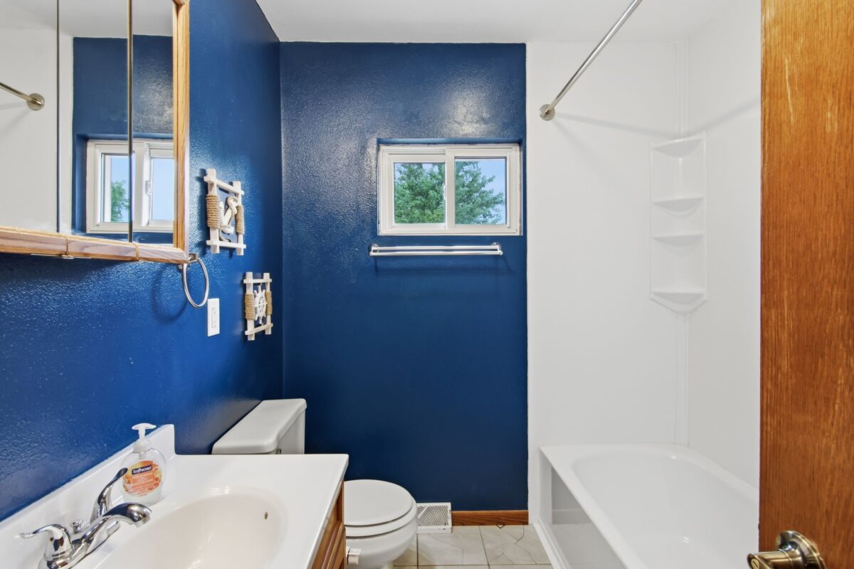 2124 Edgewood Lane, Eau Claire WI 54703 - Residential house for sale - MLS #1604082 - image15