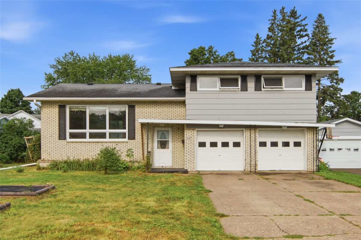 217 Poplar Street, Cadott WI 54727 - Residential house for sale - MLS #1603819 - image2