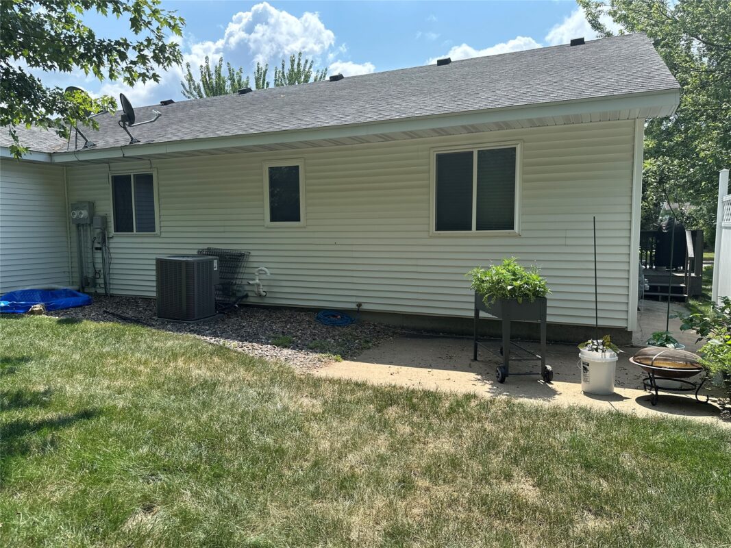 2250-2252 Frank Street, Eau Claire WI 54703 - ResidentialIncome house for sale - MLS #1603798 - image3
