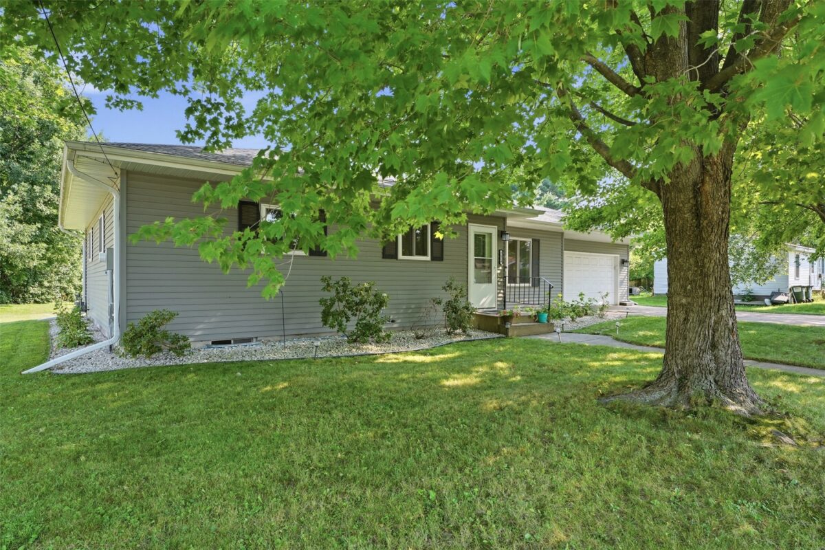 2624 Vine Street, Eau Claire WI 54703 - Residential house for sale - MLS #1603537 - image3