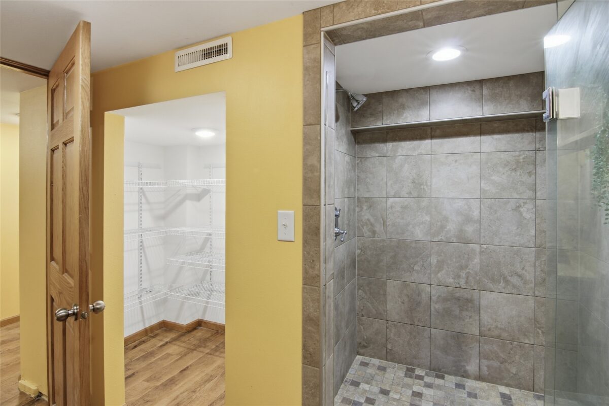2715 Rudolph Road, Eau Claire WI 54701 - Residential house for sale - MLS #1601712 - image14