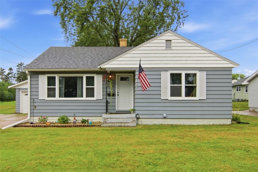 3008 3rd Street