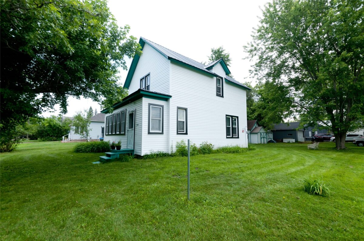 301 10th Street, Cameron WI 54822 - Residential house for sale - MLS #1602427 - image4