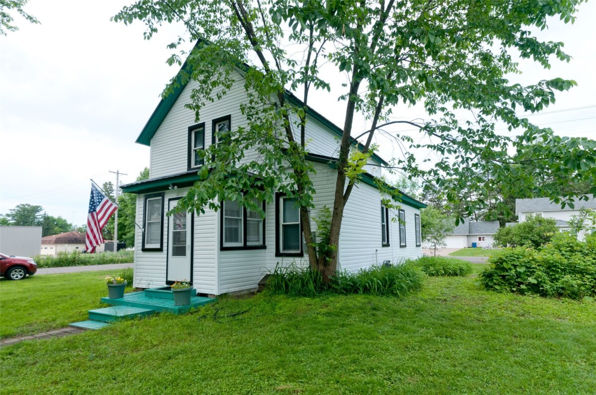301 10th Street, Cameron WI 54822 - Residential house for sale - MLS #1602427 - image9