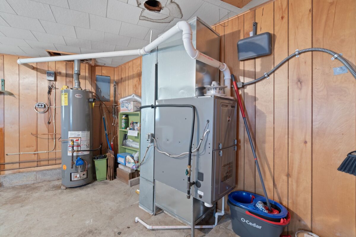 303 Lake Drive, Shell Lake WI 54871 - Residential house for sale - MLS #1603308 - image32