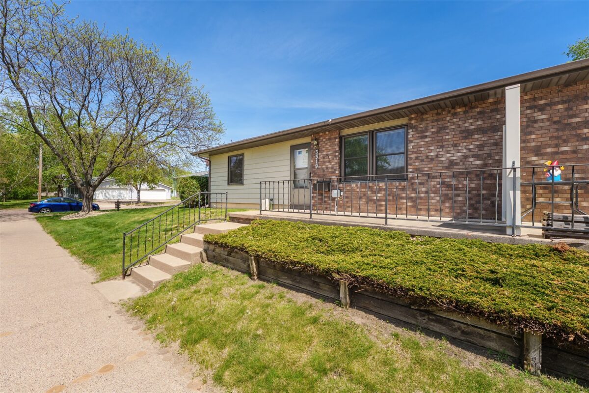 3319 Garner Street, Eau Claire WI 54701 - Residential house for sale - MLS #1600860 - image2