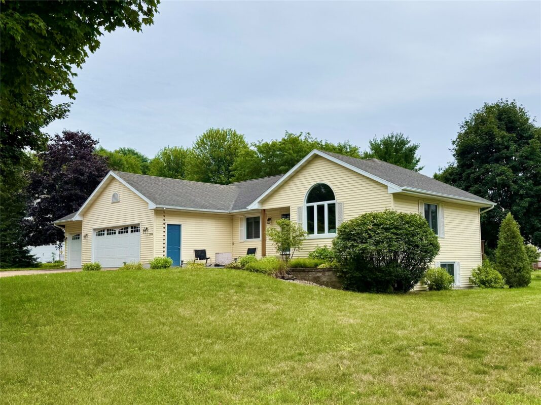 3506 Teal Court, Eau Claire WI 54701 - Residential house for sale - MLS #1603762 - image2