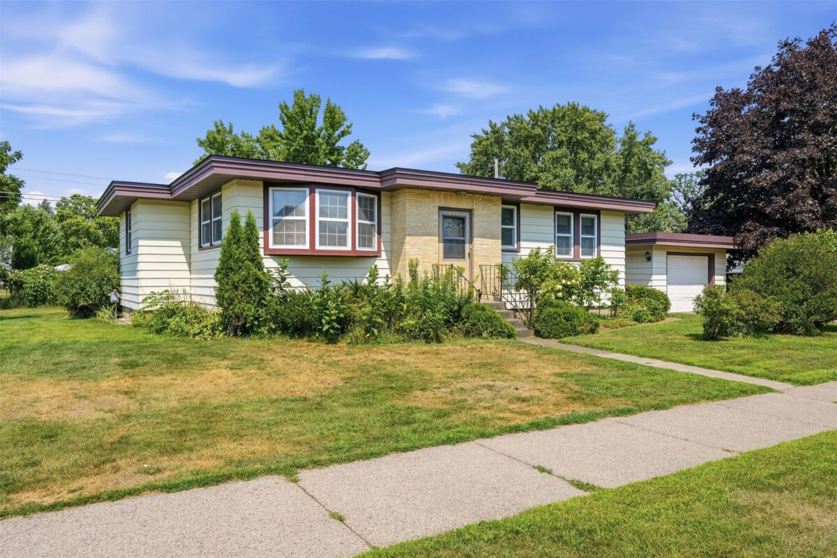407 Buckman Street, Augusta WI 54722 - Residential house for sale - MLS #1603908 - image2