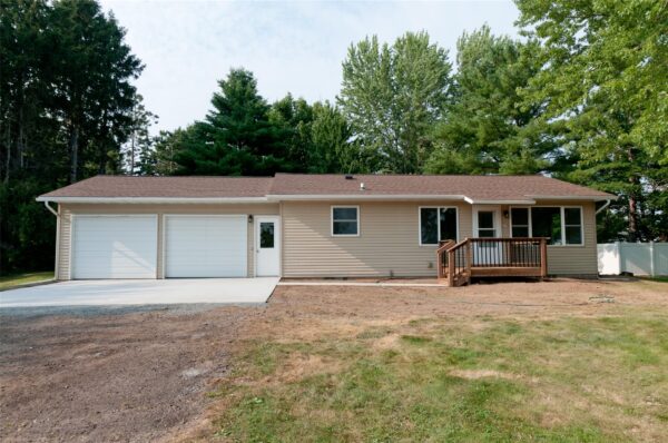 417 Spruce Avenue Cameron WI 54822