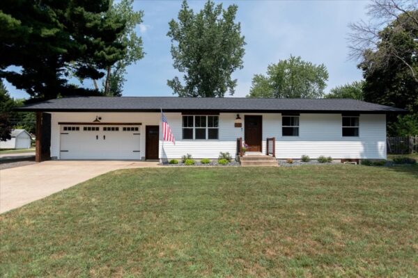 421 21st Avenue Menomonie WI 54751