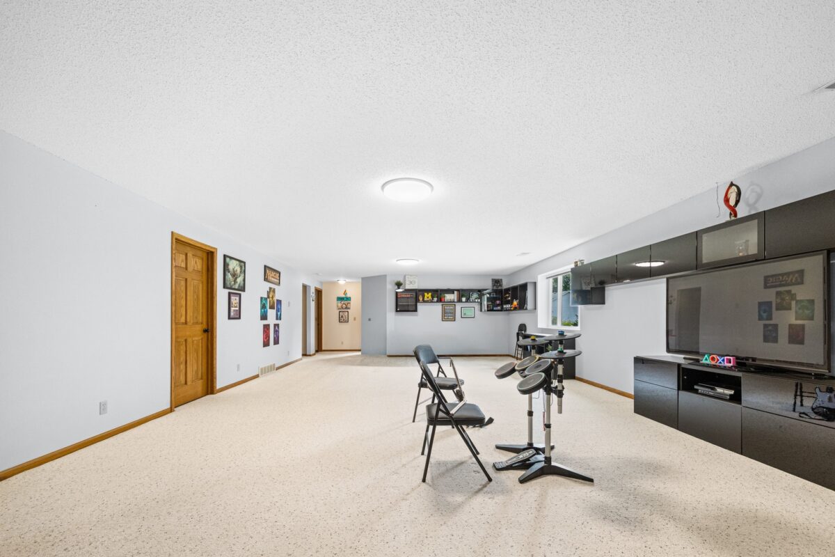 4414 Crest Court, Eau Claire WI 54701 - Residential house for sale - MLS #1603831 - image27