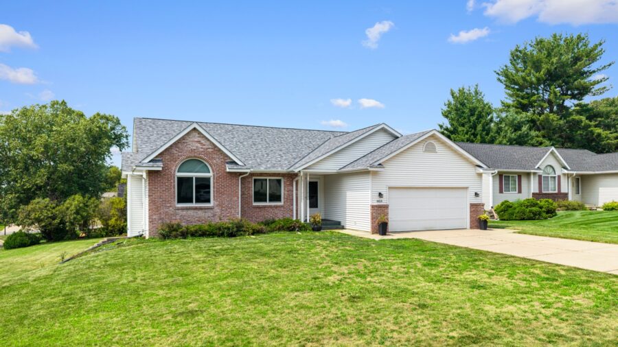 4414 Crest Court