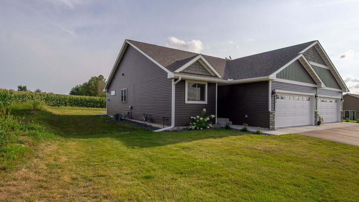 447 Hartford Street, Cadott WI 54727 - Residential house for sale - MLS #1603986 - image2