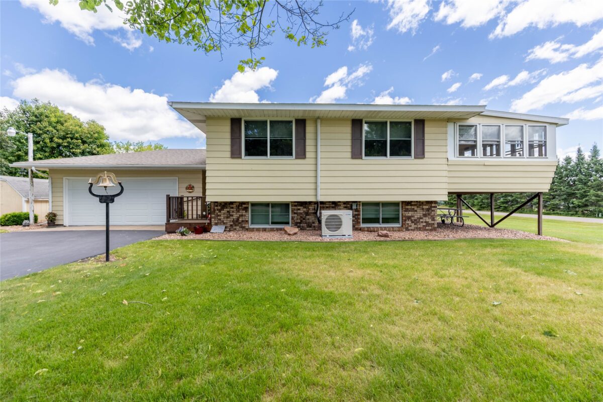 5121 171st Street, Chippewa Falls WI 54729 - Residential house for sale - MLS #1602471 - image2