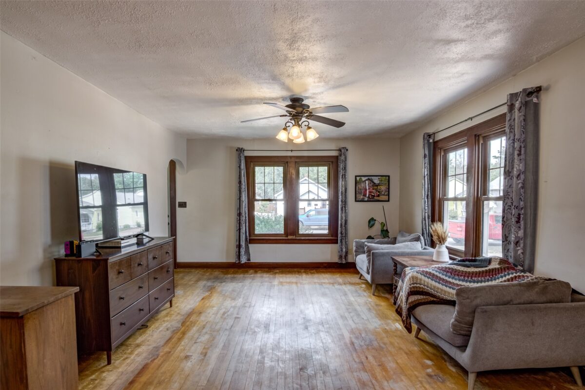 523 Elm Street, Chippewa Falls WI 54729 - Residential house for sale - MLS #1604134 - image4