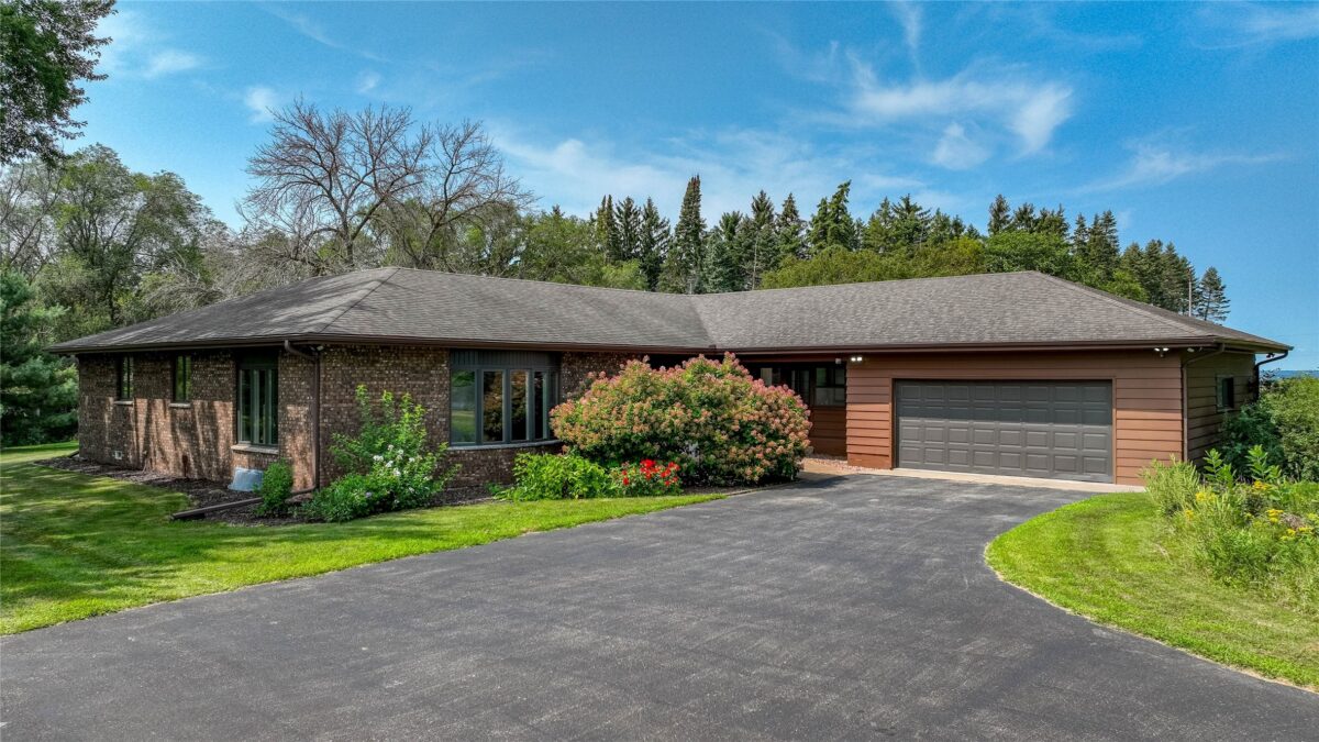 5892 Graff Road, Eau Claire WI 54701 - Residential house for sale - MLS #1603925 - image4