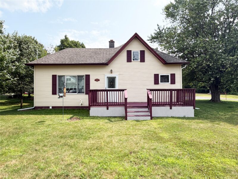 610 W Poplar Avenue