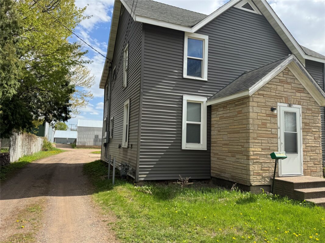 613-613 1/2 Grand Avenue, Chippewa Falls WI 54729 - ResidentialIncome house for sale - MLS #1600949 - image2