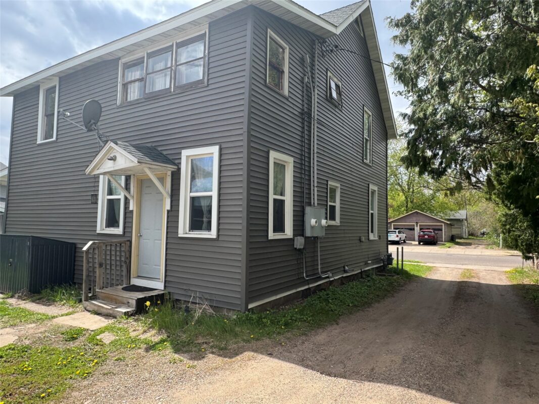 613-613 1/2 Grand Avenue, Chippewa Falls WI 54729 - ResidentialIncome house for sale - MLS #1600949 - image3