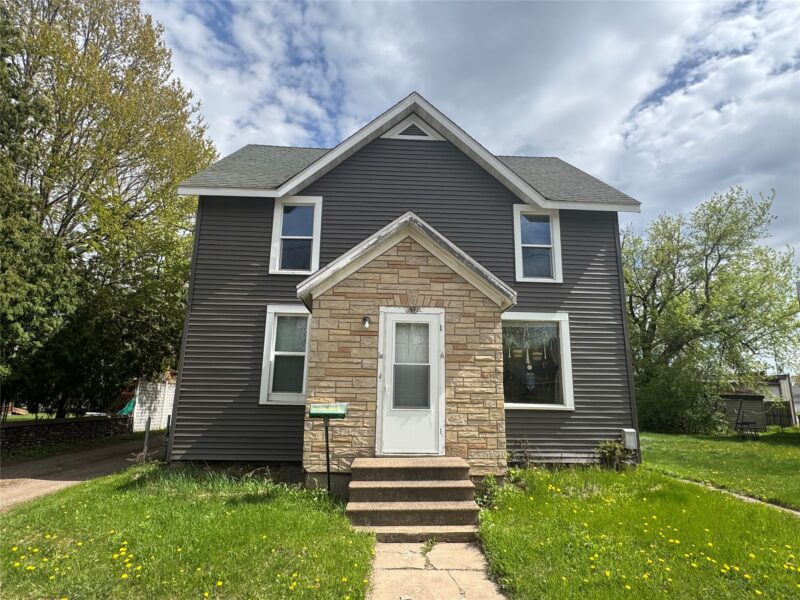 613-613 1/2 E Grand Avenue 1-2