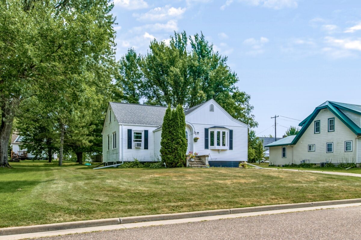 614 Park Avenue, Stanley WI 54768 - Residential house for sale - MLS #1603785 - image3