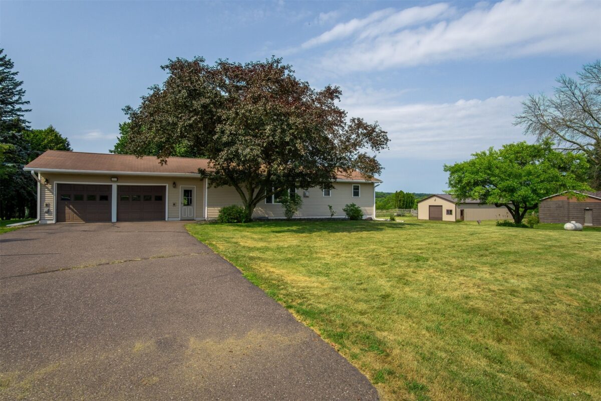6162 County Highway C, Bloomer WI 54724 - Residential house for sale - MLS #1603726 - image2