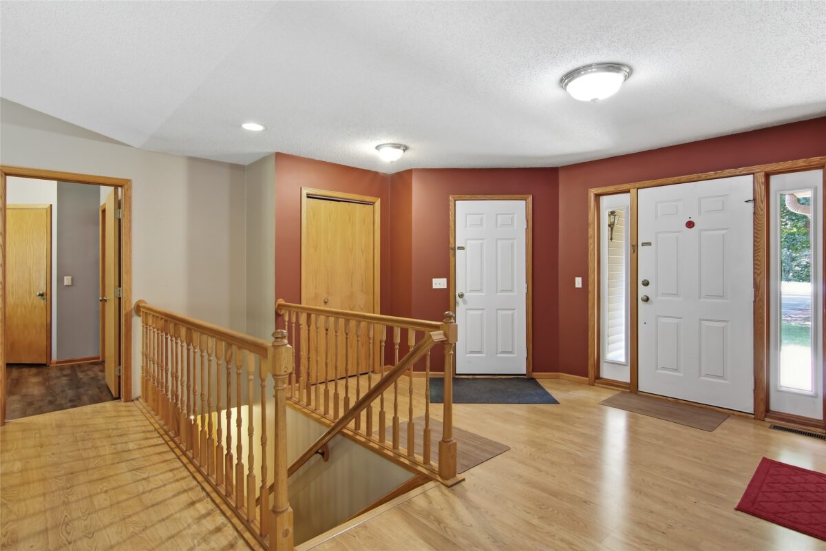 6200 Joanne Lane, Altoona WI 54720 - Residential house for sale - MLS #1603571 - image2