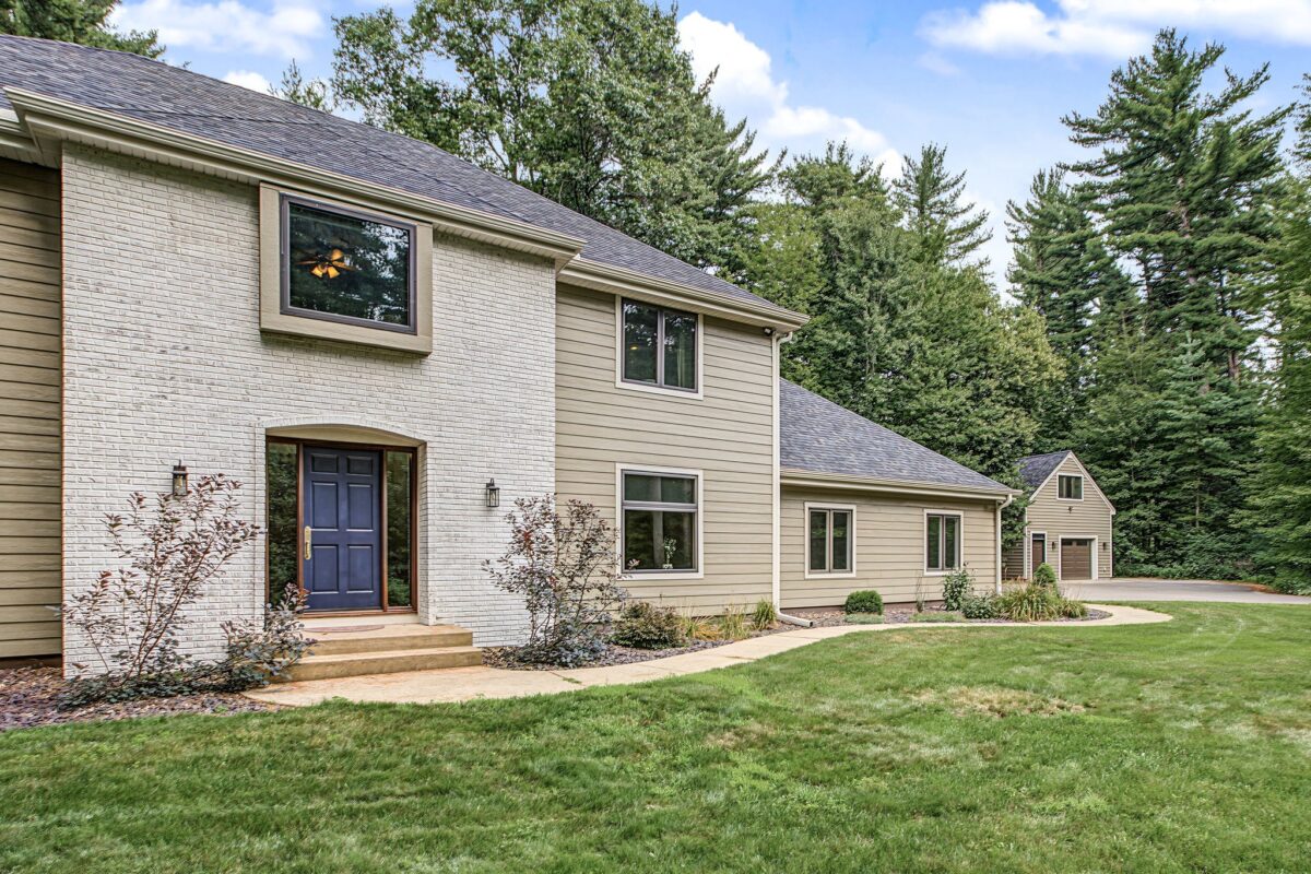 6644 Timber Lane, Eau Claire WI 54701 - Residential house for sale - MLS #1603945 - image2