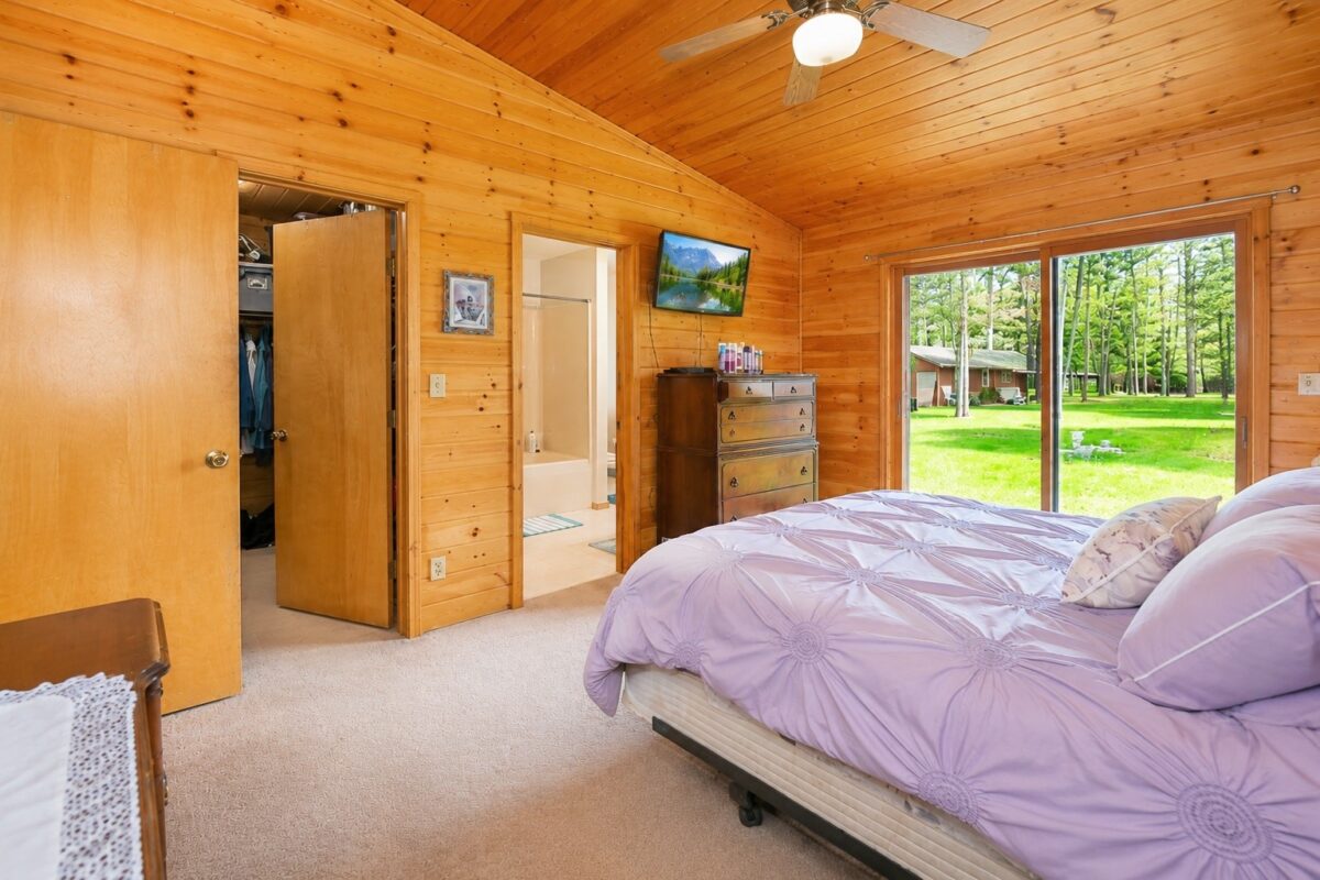 7042 Lake Shore Drive, Couderay WI 54828 - Residential house for sale - MLS #1601780 - image15