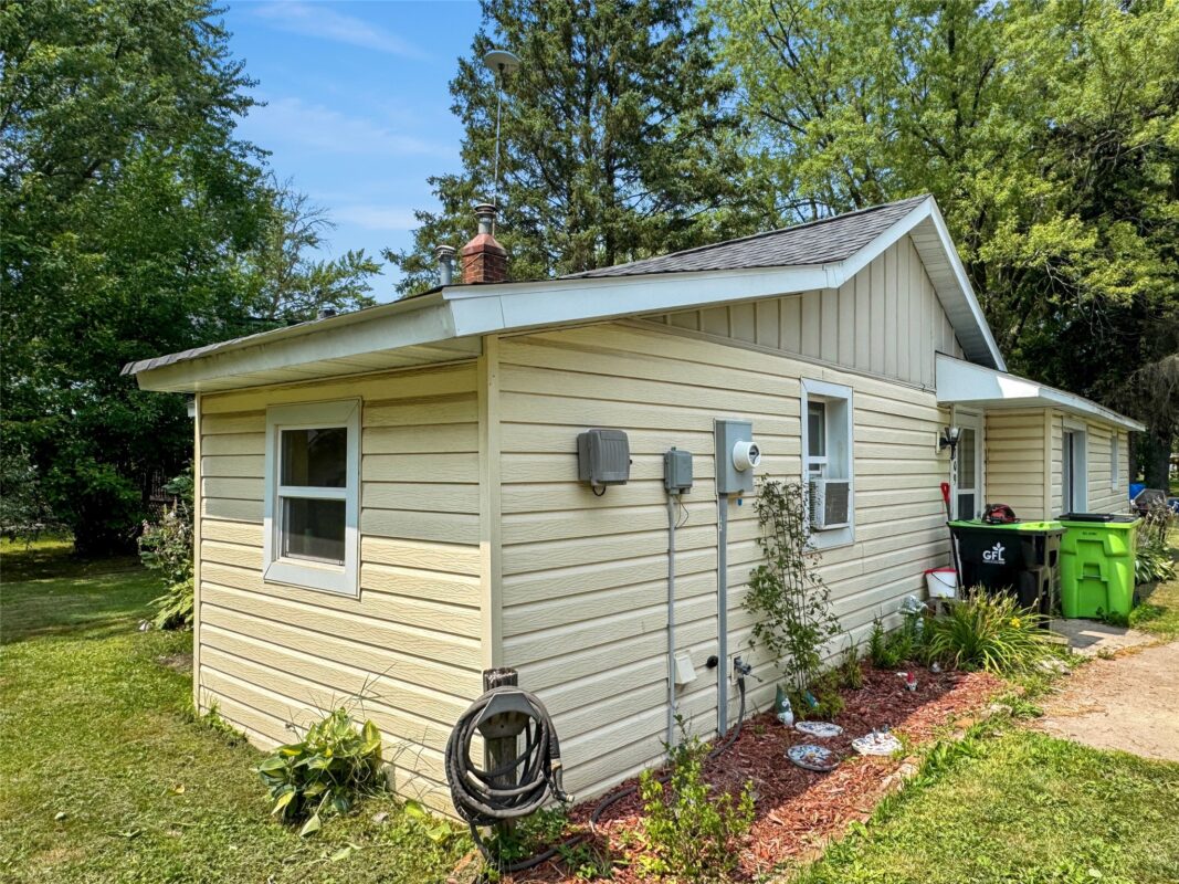 709 Oak Street, Withee WI 54498 - Residential house for sale - MLS #1603768 - image2