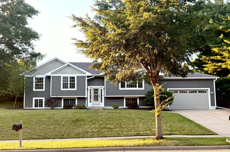 718 Farr Court