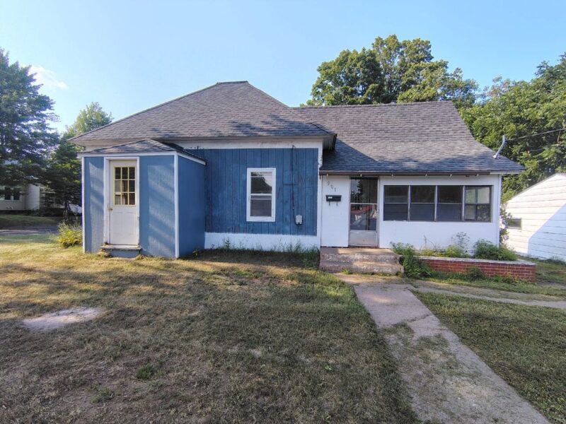 901 Worden Avenue