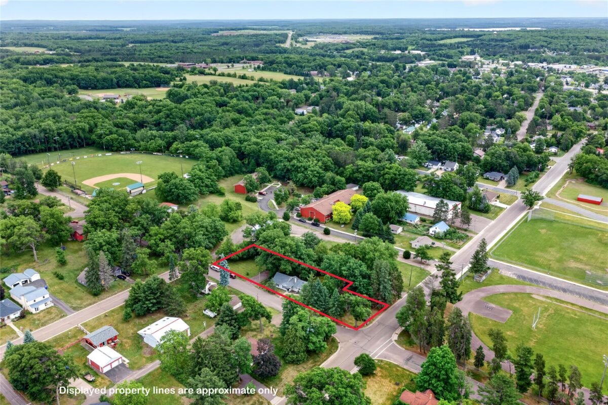910 First Street, Spooner WI 54801 - Residential house for sale - MLS #1602306 - image47