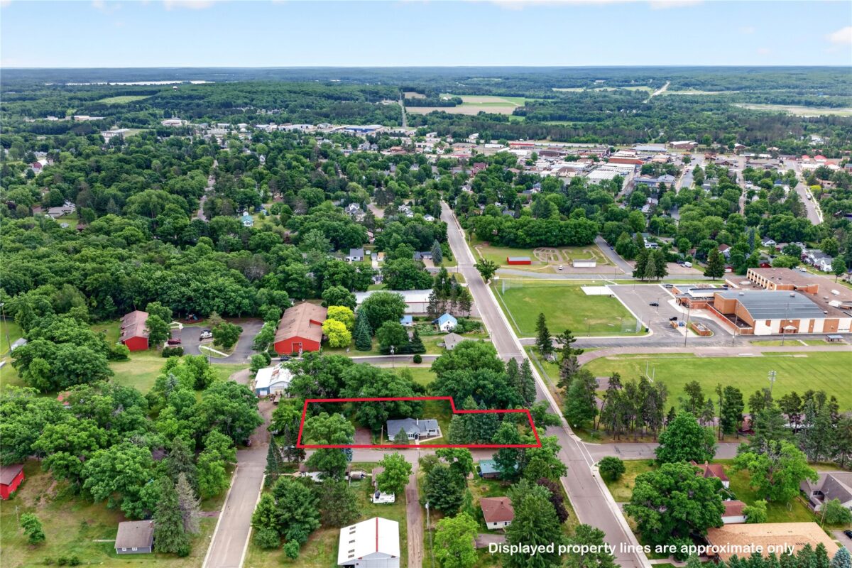 910 First Street, Spooner WI 54801 - Residential house for sale - MLS #1602306 - image48