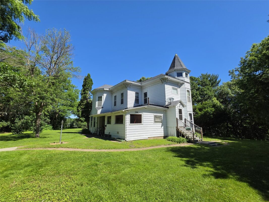 940 Bridge Street, Chippewa Falls WI 54729 - ResidentialIncome house for sale - MLS #1602667 - image4