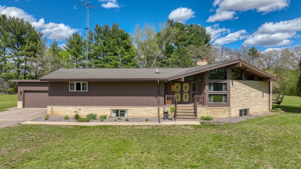 N2601 State Highway 25, Menominee WI 54751 - CommercialSale house for sale - MLS #1603851 - image8
