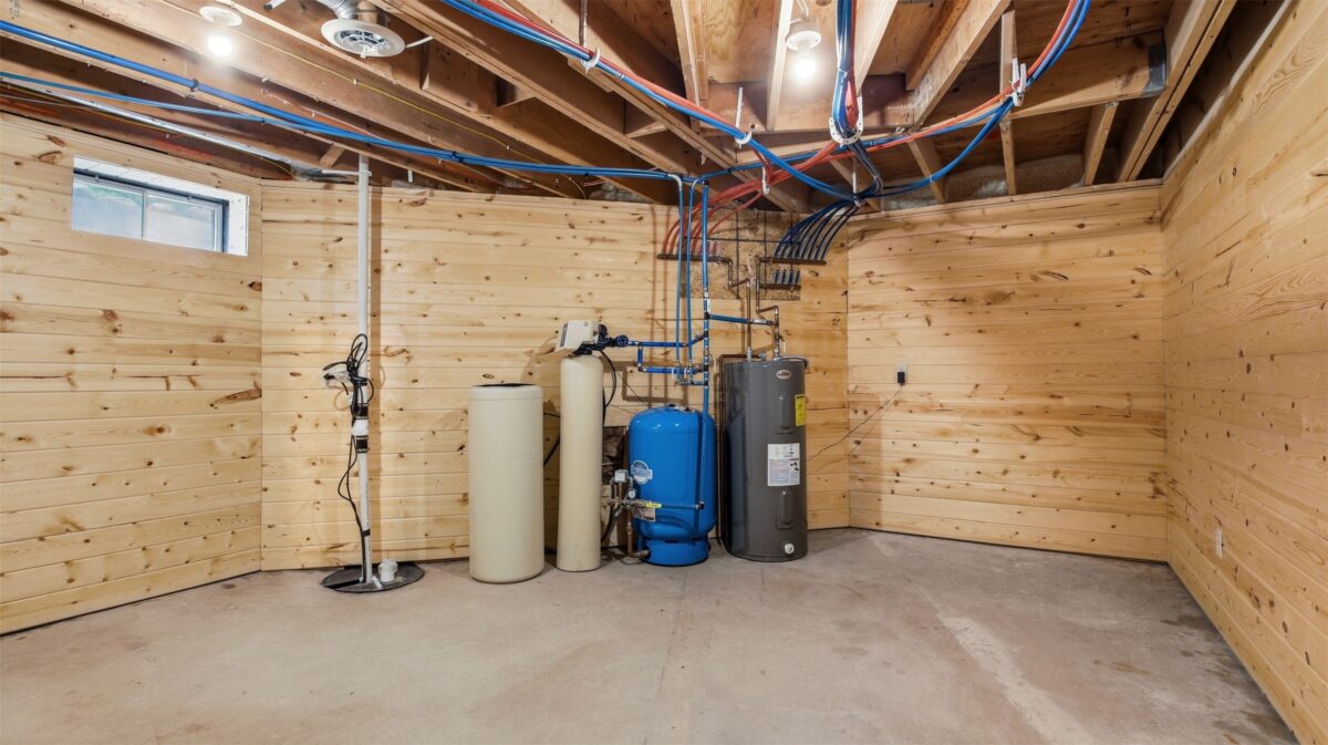N5607 Stonybrook Drive, Stone Lake WI 54876 - Residential house for sale - MLS #1602249 - image36