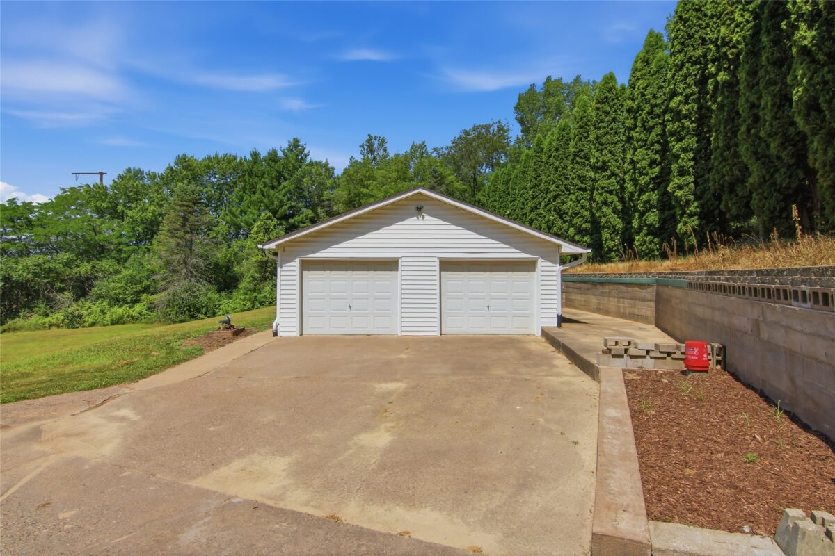 W10890 Hiview Drive, Black River Falls WI 54615 - Residential house for sale - MLS #1603830 - image7