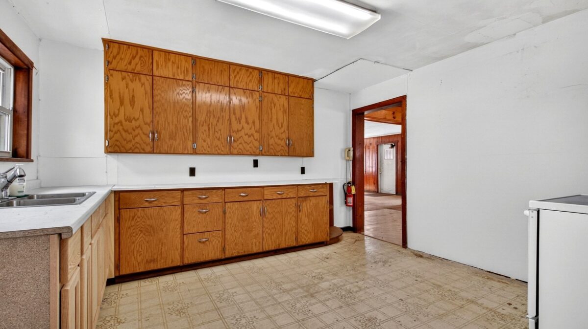 W15282 & W15304 State Highway 64, Gilman WI 54433 - CommercialSale house for sale - MLS #1601098 - image12