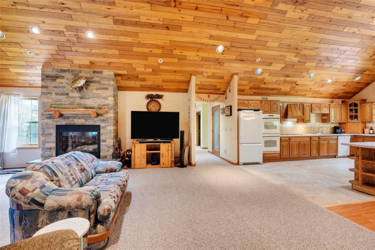 W5372 Yellowsands Drive, Spooner WI 54801 - Residential house for sale - MLS #1603979 - image15