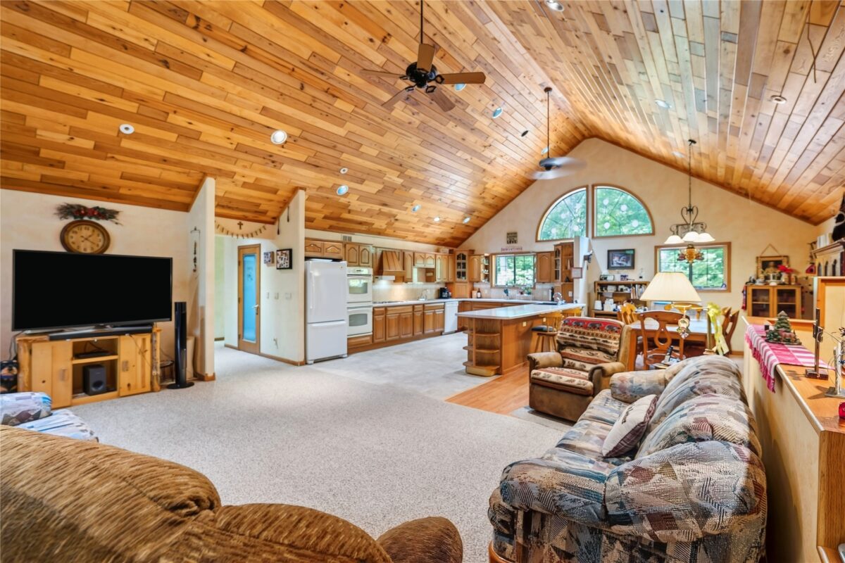 W5372 Yellowsands Drive, Spooner WI 54801 - Residential house for sale - MLS #1603979 - image16