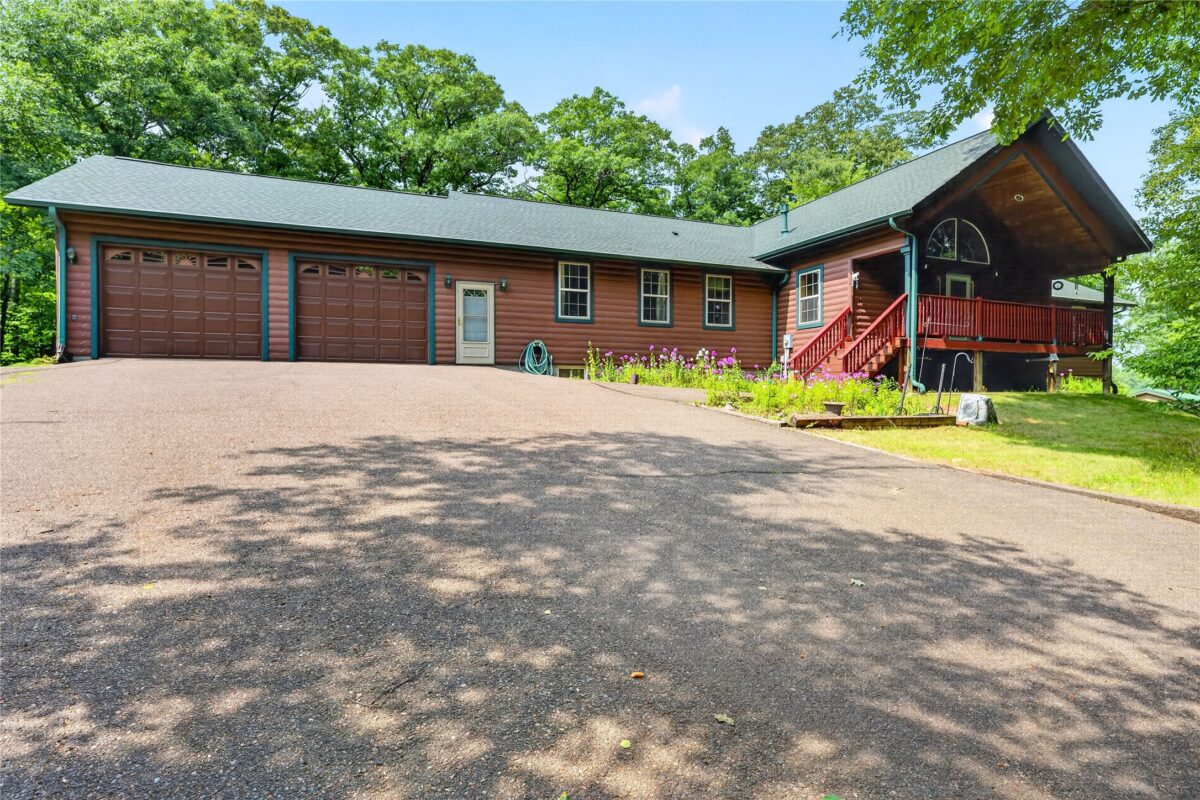 W5372 Yellowsands Drive, Spooner WI 54801 - Residential house for sale - MLS #1603979 - image3